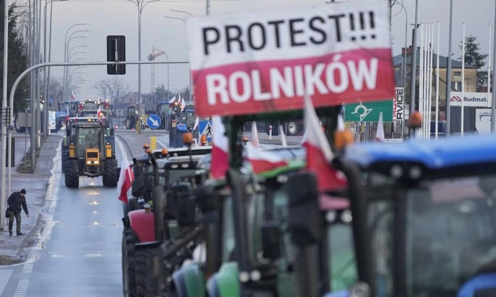 Πολωνία: Η Ρωσία προσπαθεί να επηρεάσει τις κινητοποιήσεις των αγροτών